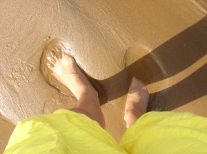 37_'uranjanje' u pješčane dine na jezeru Aydarkul-tirkiznom moru u pijesku